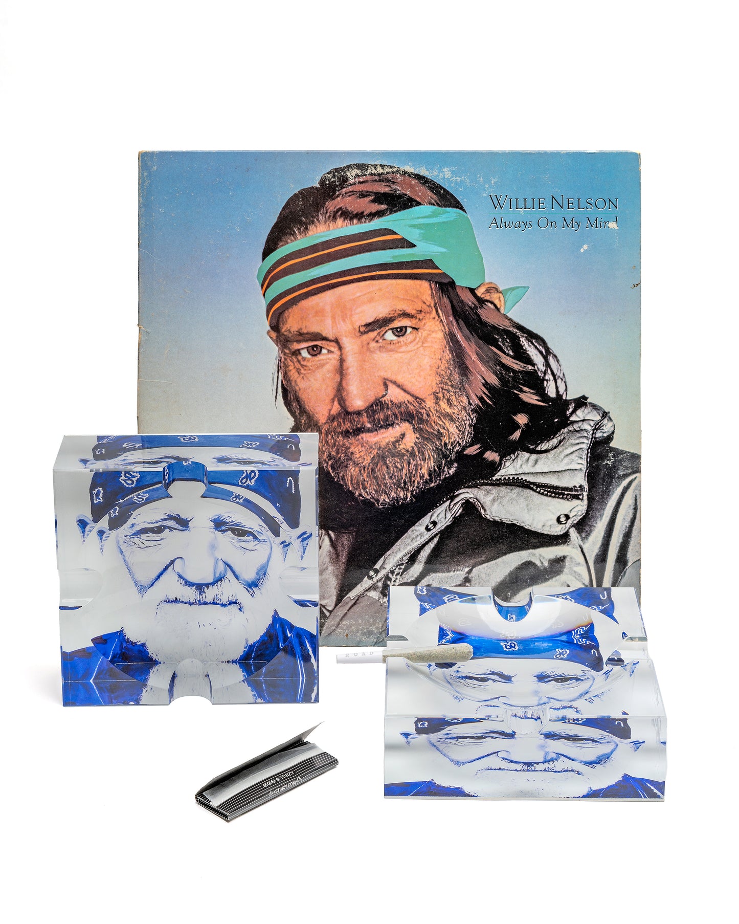 willie nelson crystal ashtray